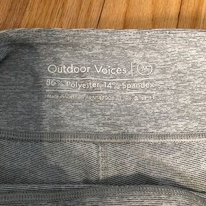 Outdoor Voices Warmup 7/8 Legging in Dove, Size M